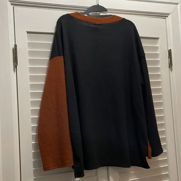 BiBi Oversized Tunic - Picture 3 of 3